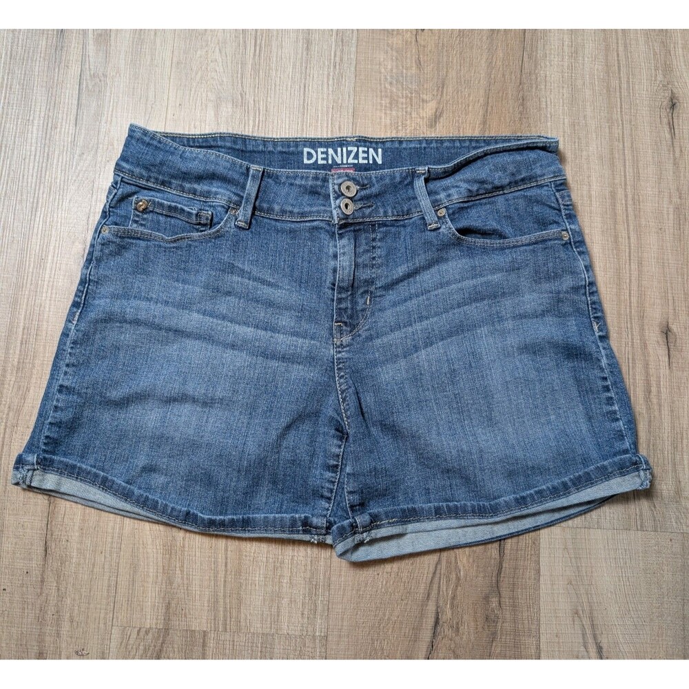 DENIZEN from Levi’s Size 8 Denim Shorts 2-Button Cuffed Stretch Blue Medium Wash
